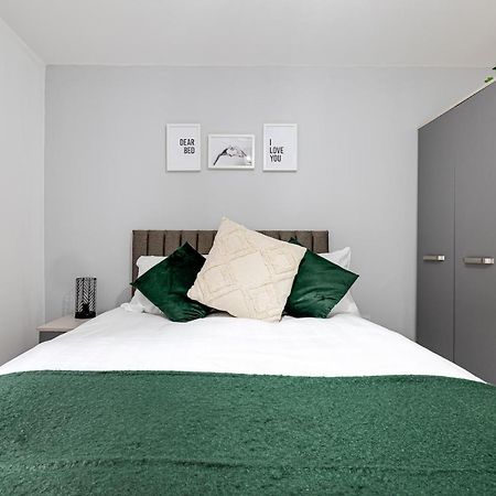 Cosy Modern Apt In Heart Of Stockport - Sleeps 4 Apartment Ngoại thất bức ảnh