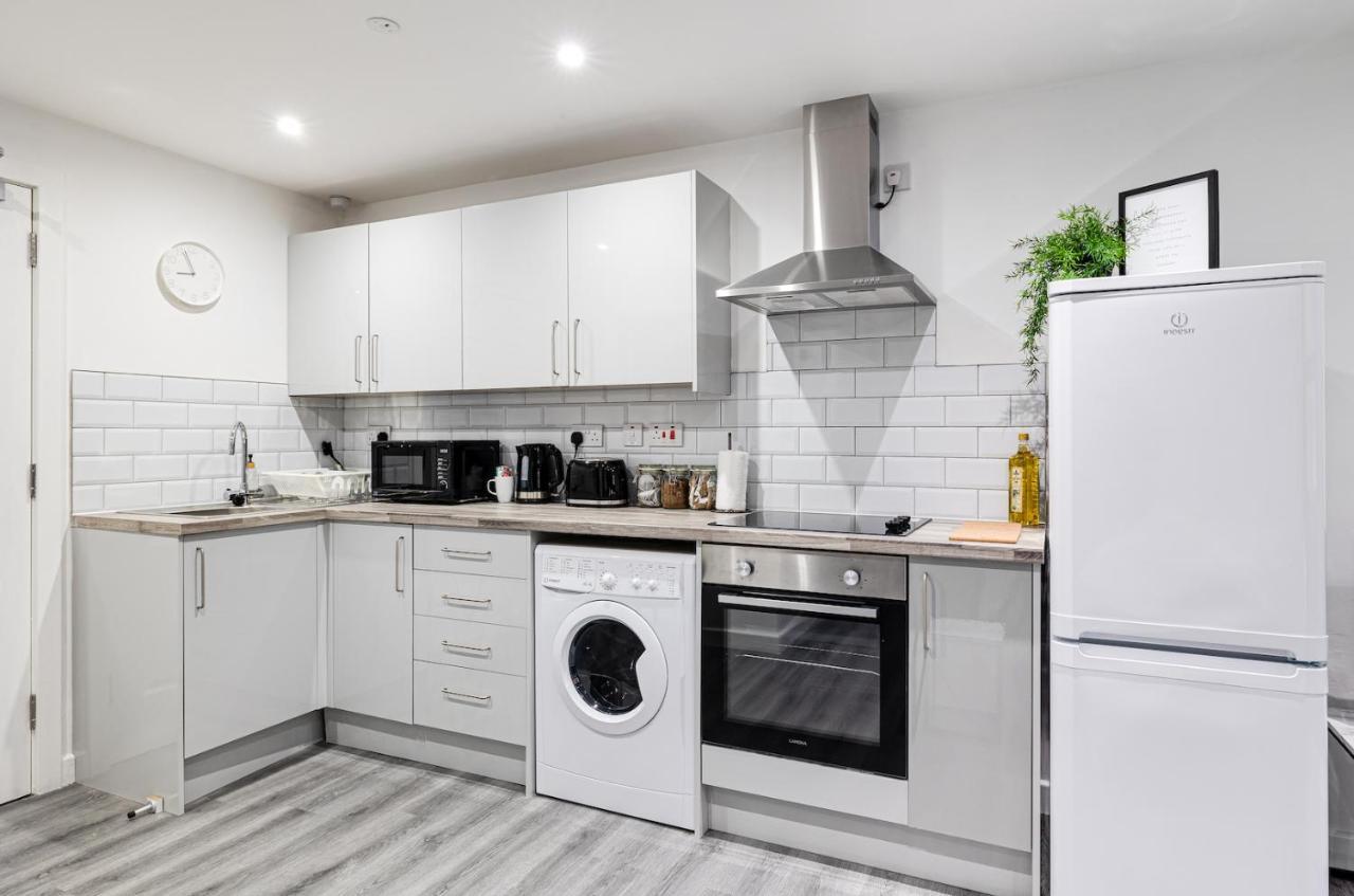 Cosy Modern Apt In Heart Of Stockport - Sleeps 4 Apartment Ngoại thất bức ảnh