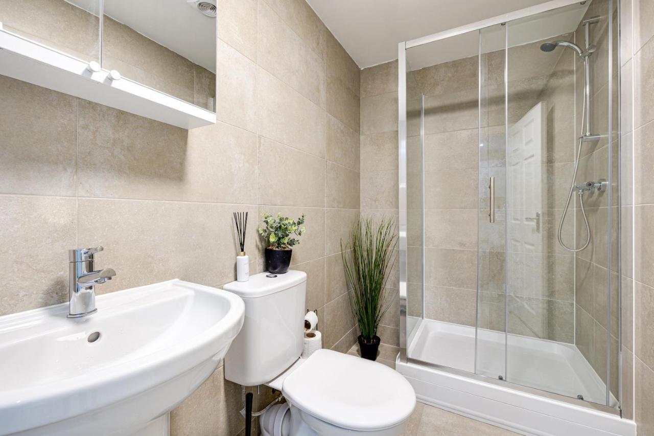 Cosy Modern Apt In Heart Of Stockport - Sleeps 4 Apartment Ngoại thất bức ảnh