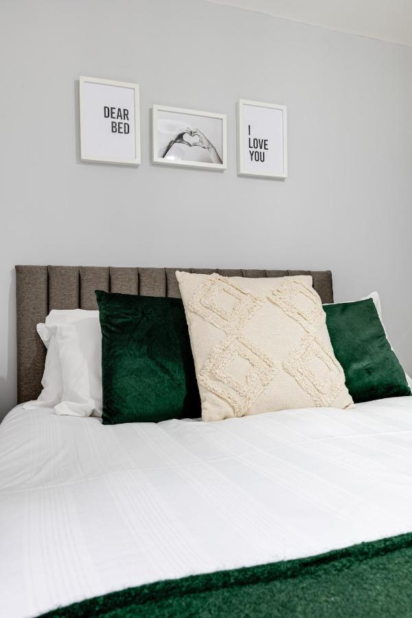 Cosy Modern Apt In Heart Of Stockport - Sleeps 4 Apartment Ngoại thất bức ảnh